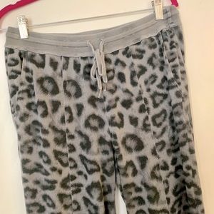 Splendid cool jogging pants